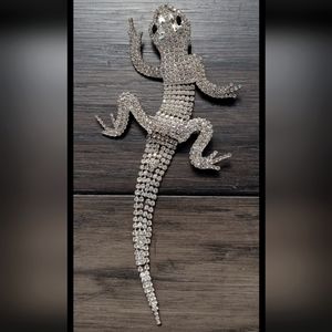 SOLD! 1980's Butler and Wilson Articulated Diamante Shoulder Lizard Pin - Rare!